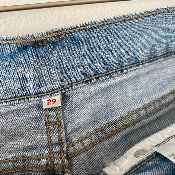 Levi’s - Mid-Rise Cutoff Women’s Jean Shorts - Picture 3 of 4